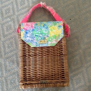 Lilly wine basket